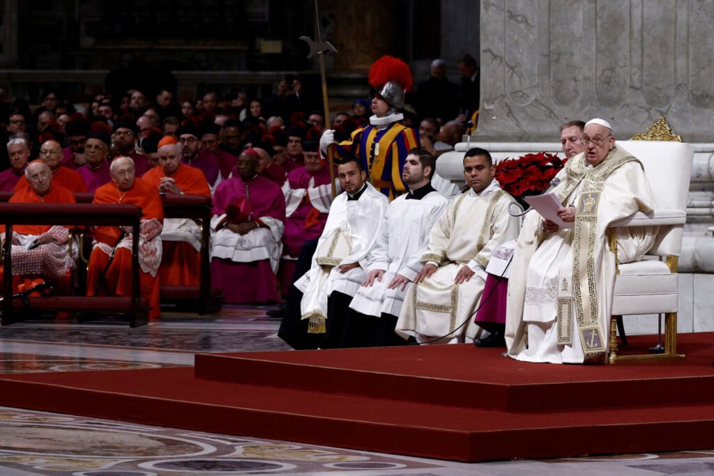 Pope Francis appeals for courage to better the world on Christmas Eve – Europe Pope Francis appeals for courage to better the world on Christmas Eve – Europe
